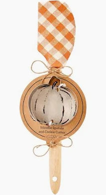 Check spatula w/ cookie cutter