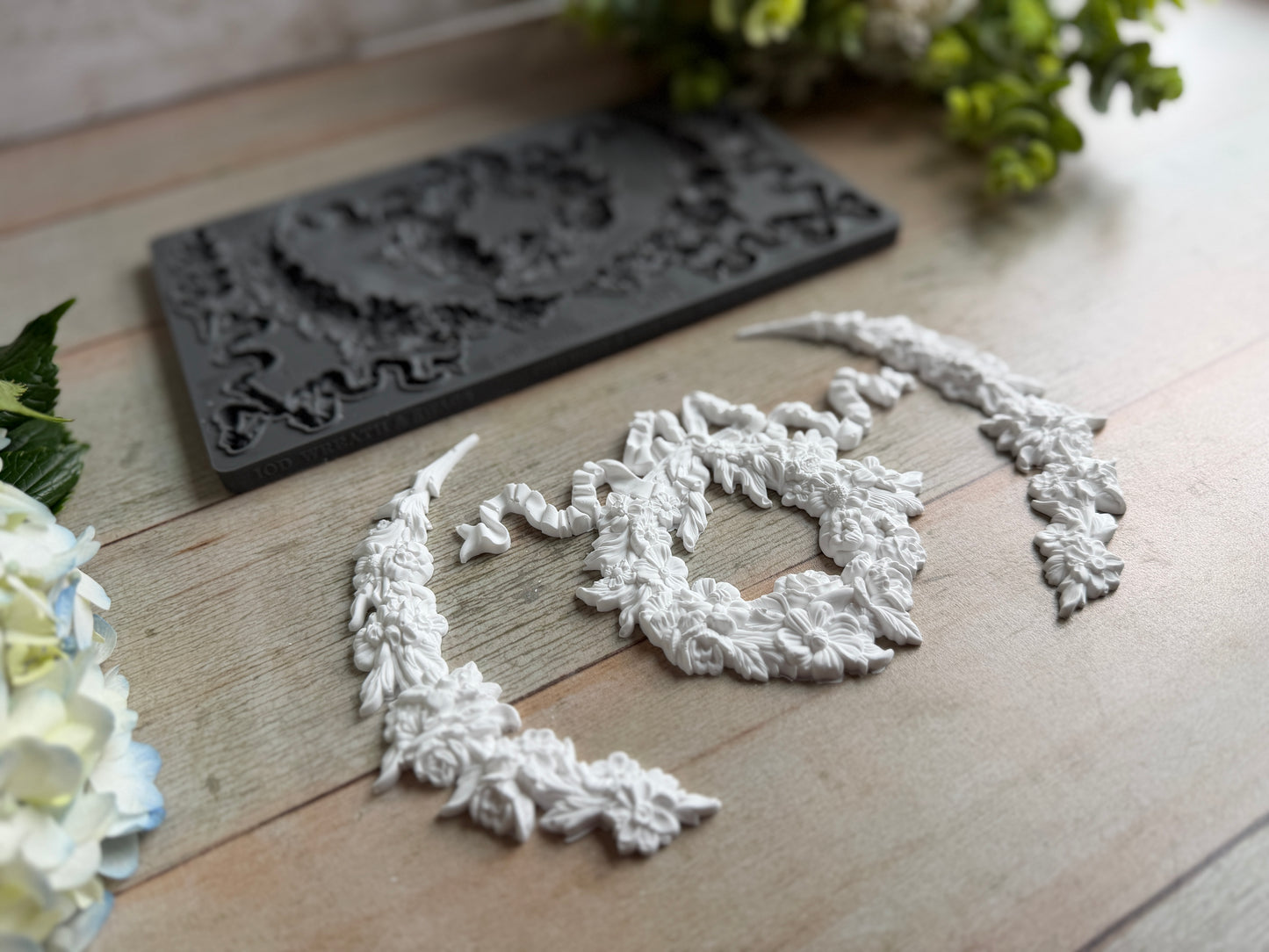 Wreath and Swag OD Mould