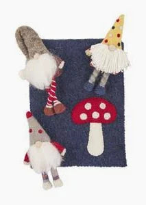 Gnome Finger Puppets